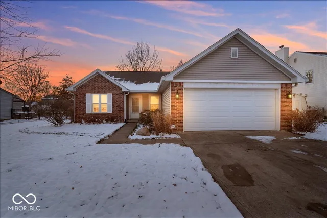 $275,000 | 7256 Camberwood Drive, Indianapolis, IN 46268