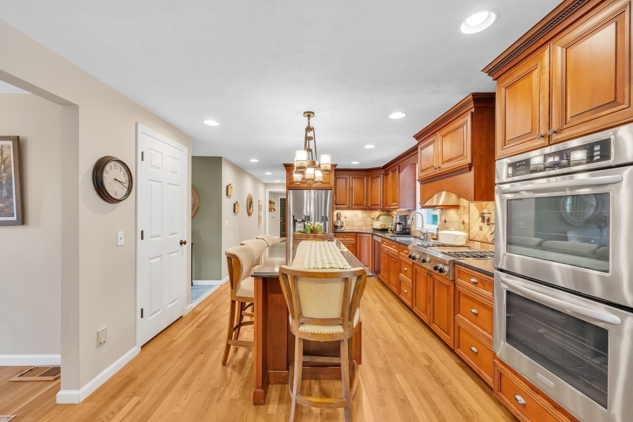 93 McClellan Road Sutton, MA 01590 - Photo 6 of 42 Gallery Image 6