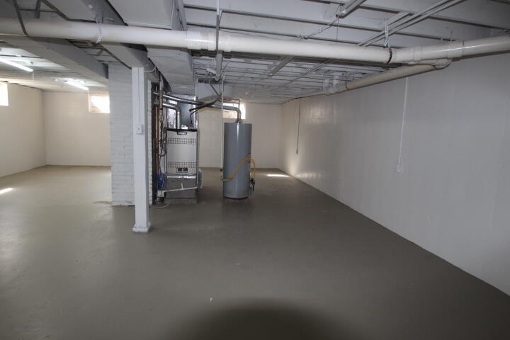 2316 Harrodsburg Road Lexington, KY 40503 - Photo 39 of 45 2316 basement 1