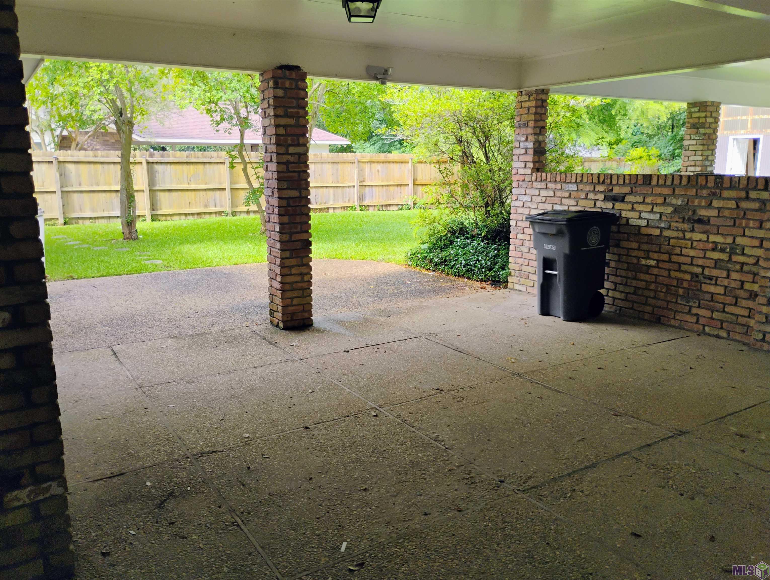 1534 Leycester Drive Baton Rouge, LA 70808 - Photo 12 of 13