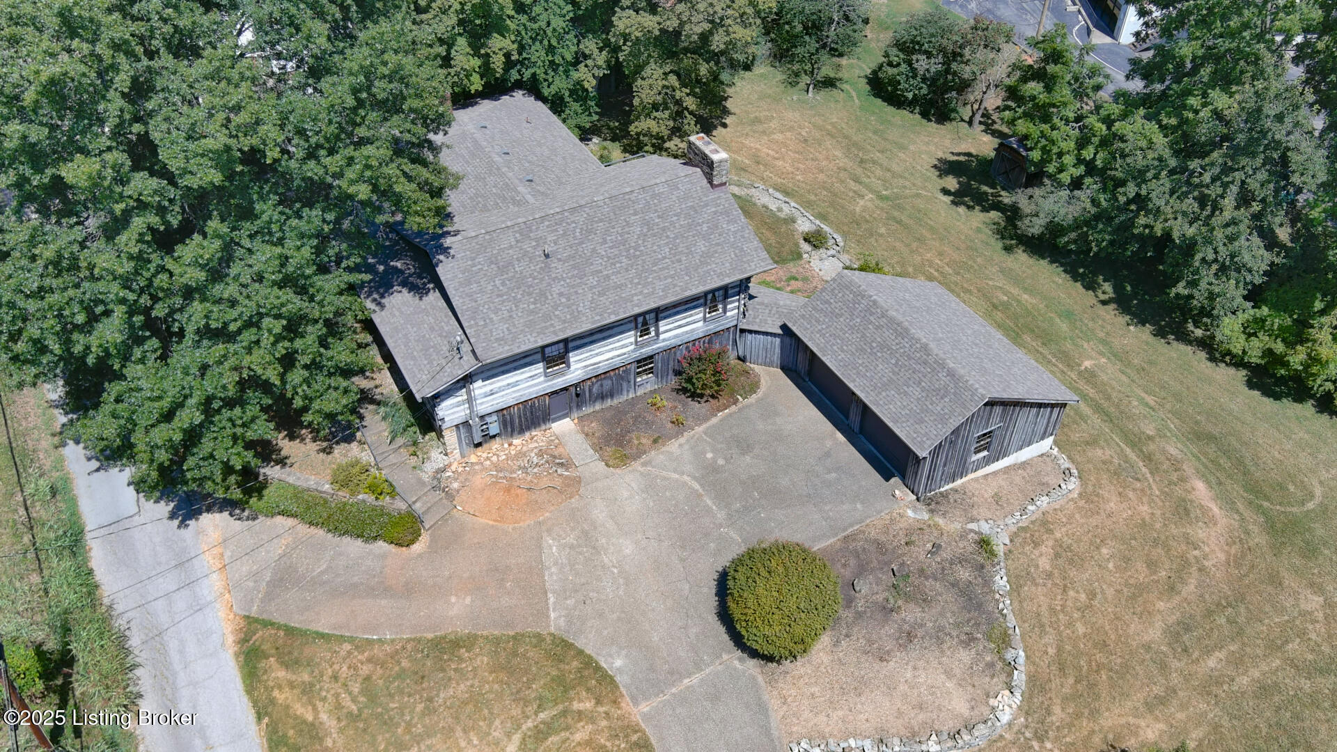 116 Hayward Rd-24