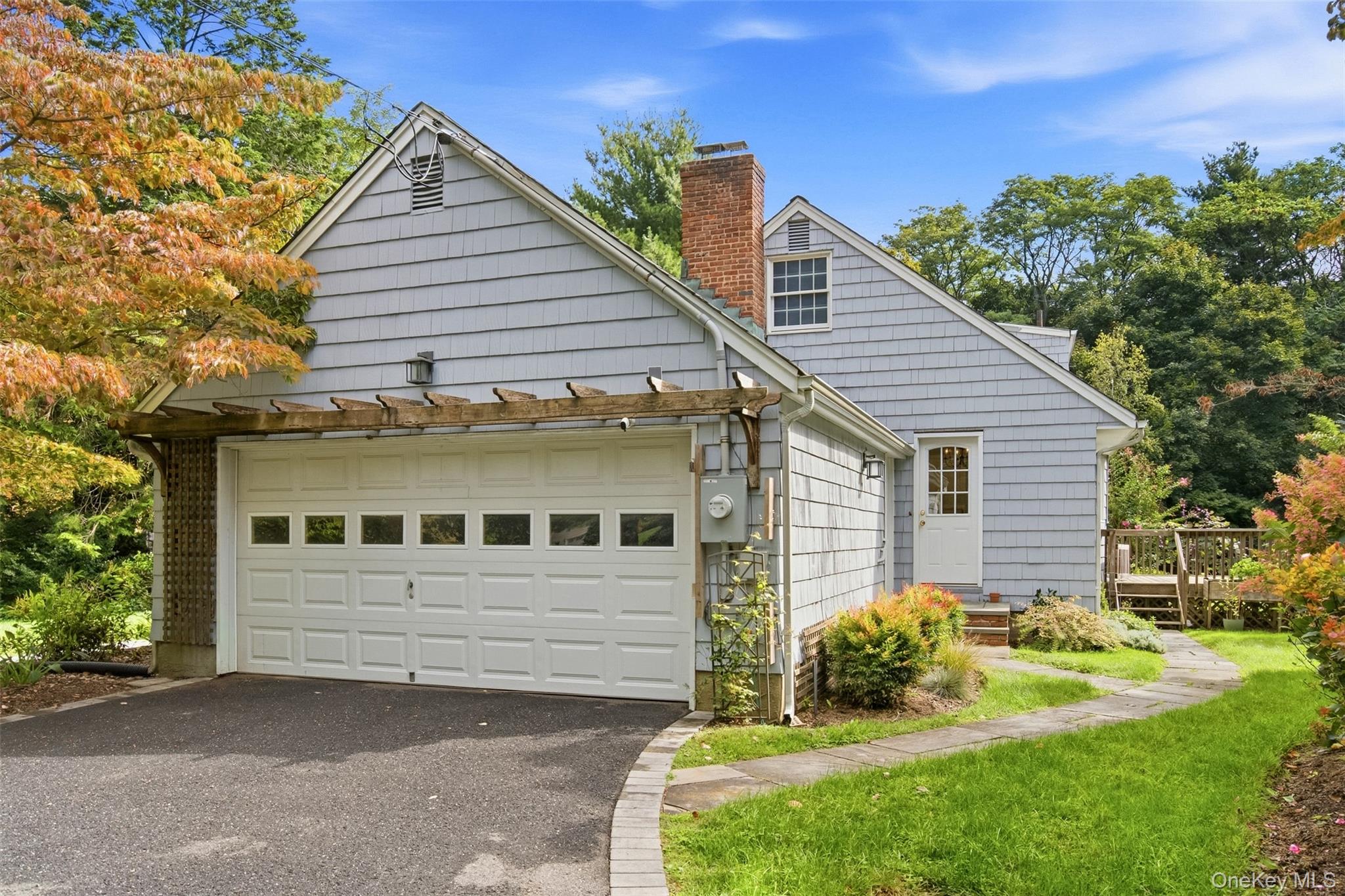 174 Flower Hill Road Huntington, NY 11743 - Photo 31 of 46 Oversized one car garage
