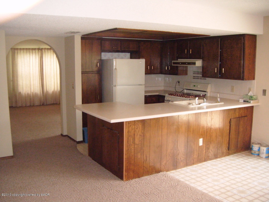 5105 Raindrop Lane Amarillo, TX 79110 - Photo 2 of 21 Kitchen