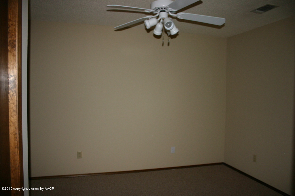 5105 Raindrop Lane Amarillo, TX 79110 - Photo 13 of 21 Bedroom 3