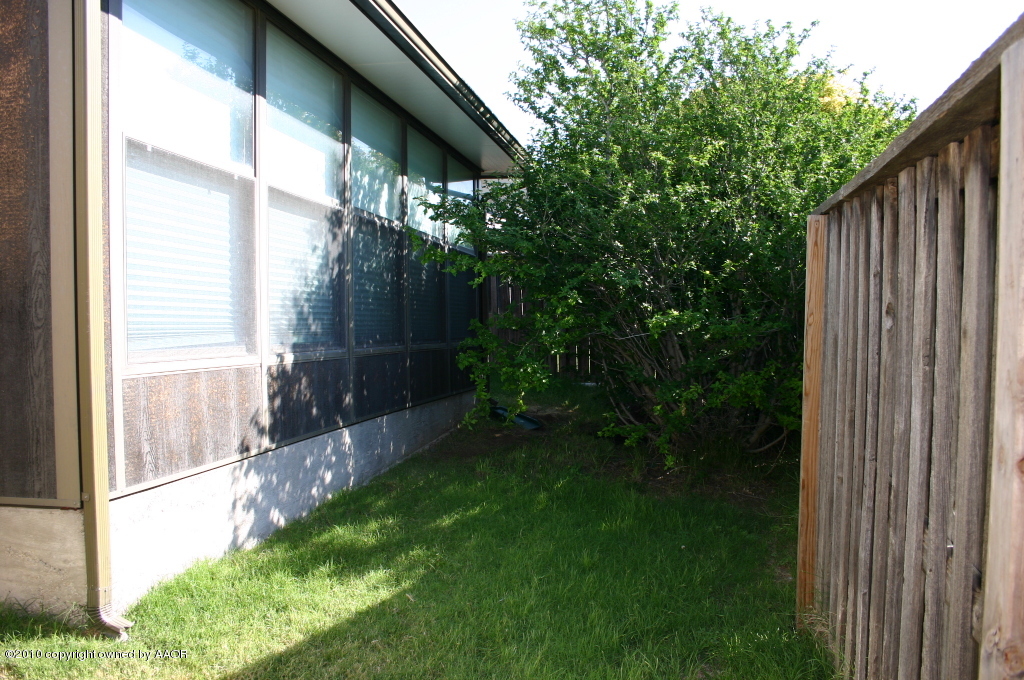 5105 Raindrop Lane Amarillo, TX 79110 - Photo 21 of 21 Backyard
