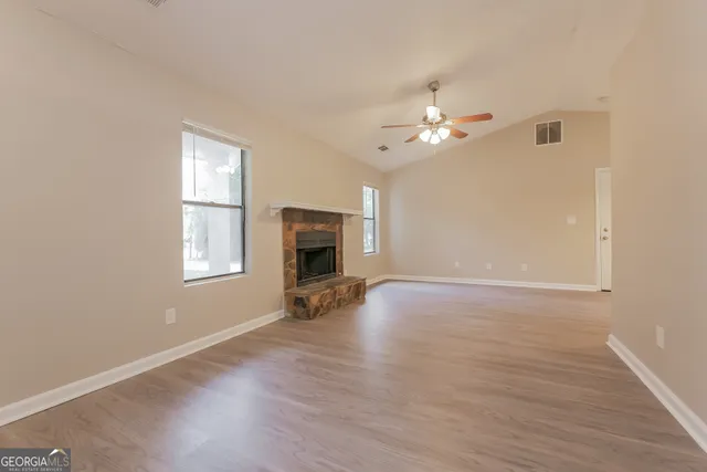 $1,550 | 145 Lynda Lane, Fairburn, GA 30213