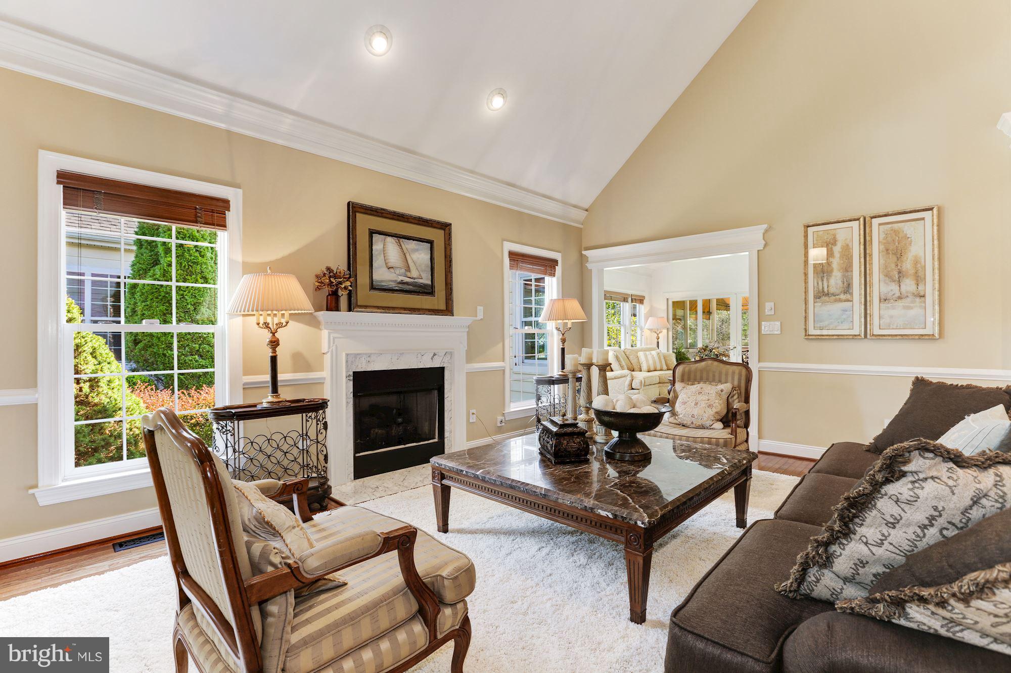 19903 Naples Lakes Terrace Ashburn, VA 20147 - Photo 6 of 30 Living Room
