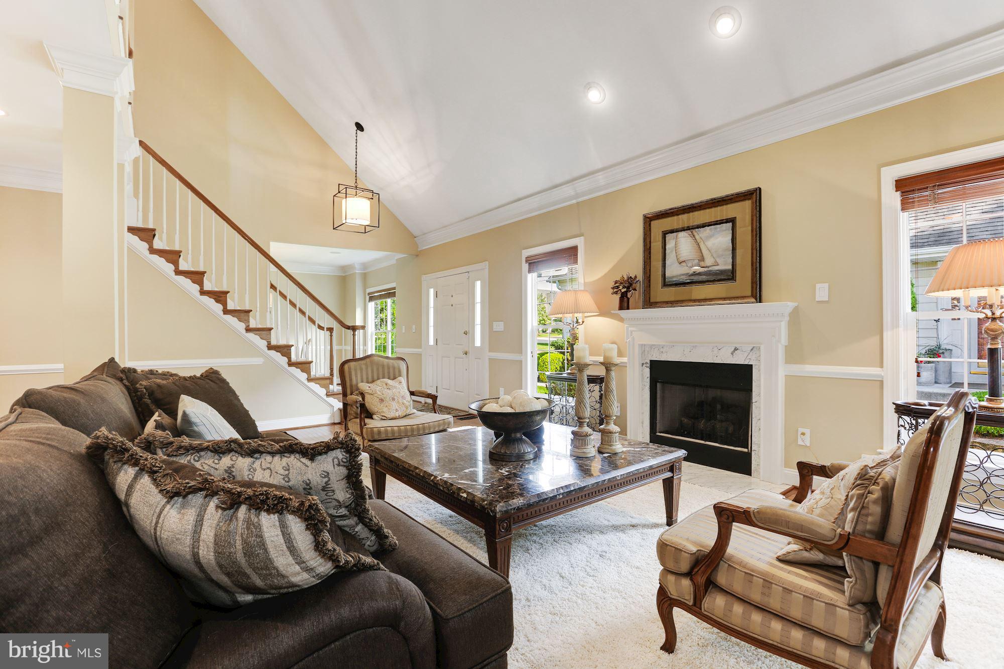 19903 Naples Lakes Terrace Ashburn, VA 20147 - Photo 7 of 30 Living Room