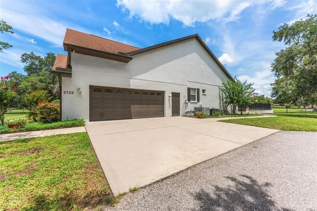$1,750,000 | 2702 Rogers Ranch Road, Lithia, FL 33547