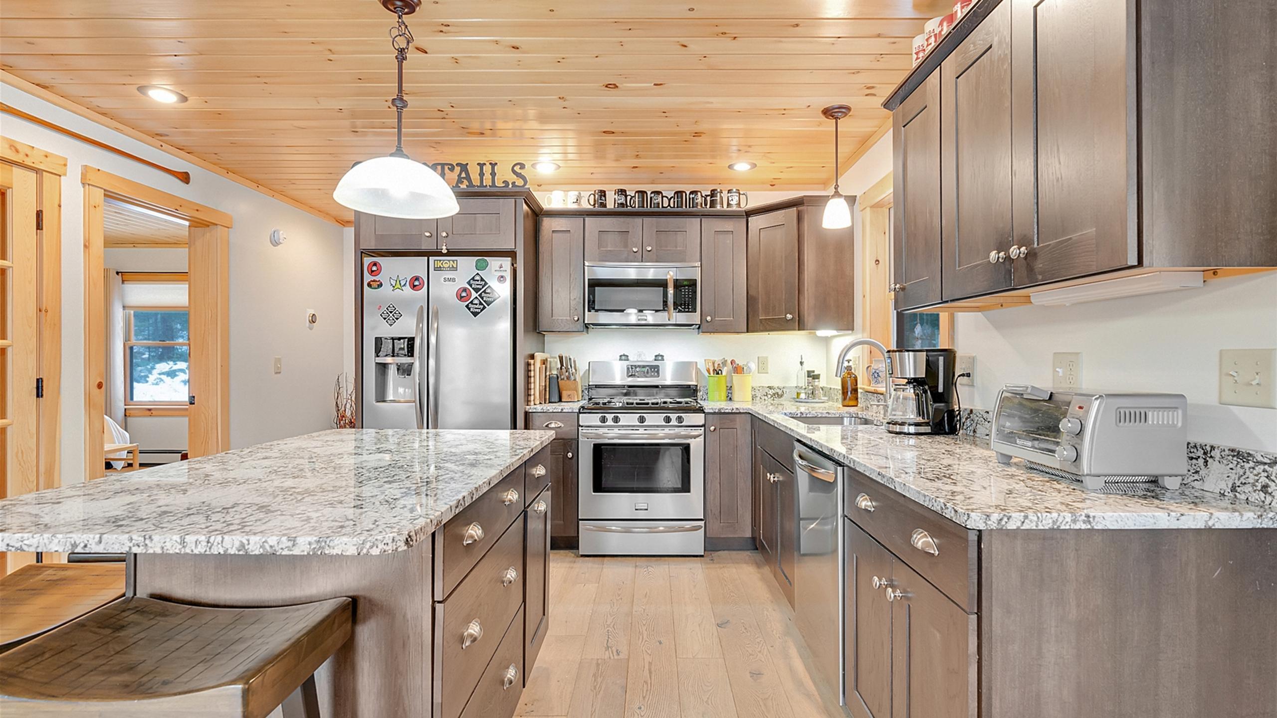 18 Lover's Lane Bethel, ME 04217 - Photo 4 of 40 18lovers-10