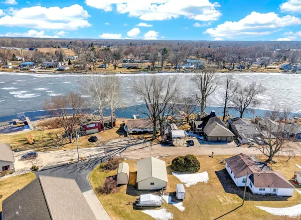 $264,900 | 47 East Ireland Drive, North Manchester, IN 46962