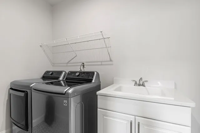 $4,300 | 3093 North Spurway Drive, Ann Arbor, MI 48105