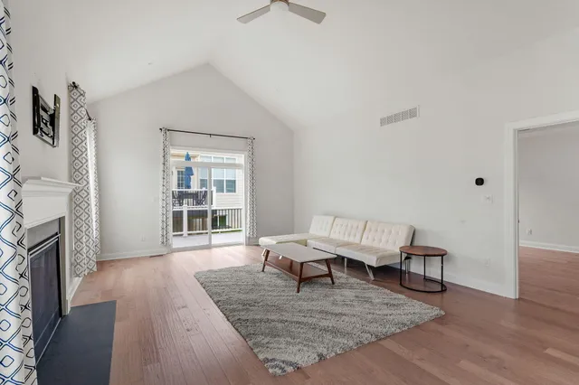 $4,300 | 3093 North Spurway Drive, Ann Arbor, MI 48105