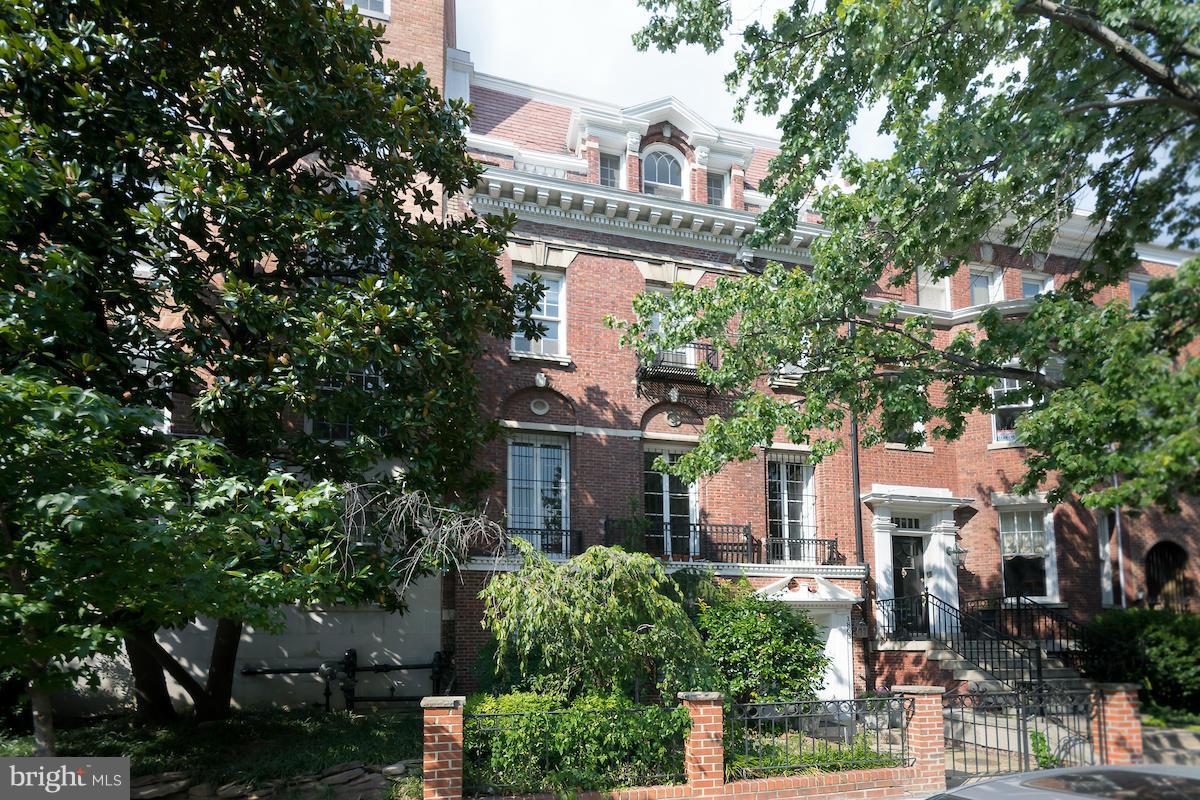 1863 Kalorama Road Northwest, Unit 4A Washington, DC 20009 - Photo 1 of 15 Exterior (General)