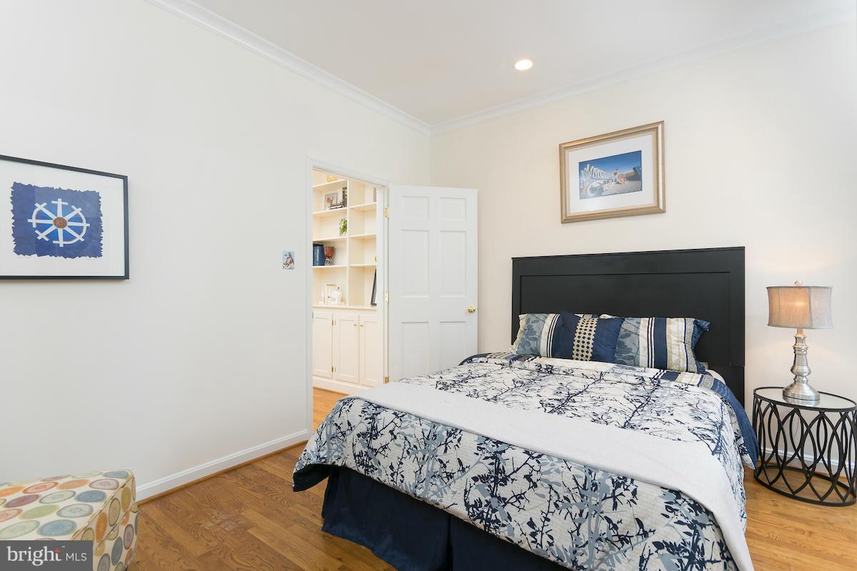 1863 Kalorama Road Northwest, Unit 4A Washington, DC 20009 - Photo 12 of 15 Bedroom