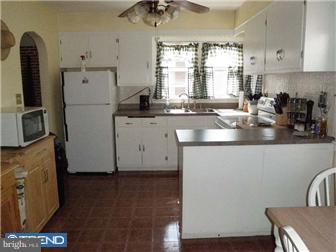 105 Cacoosing Avenue Sinking Spring, PA 19608 - Photo 2 of 12