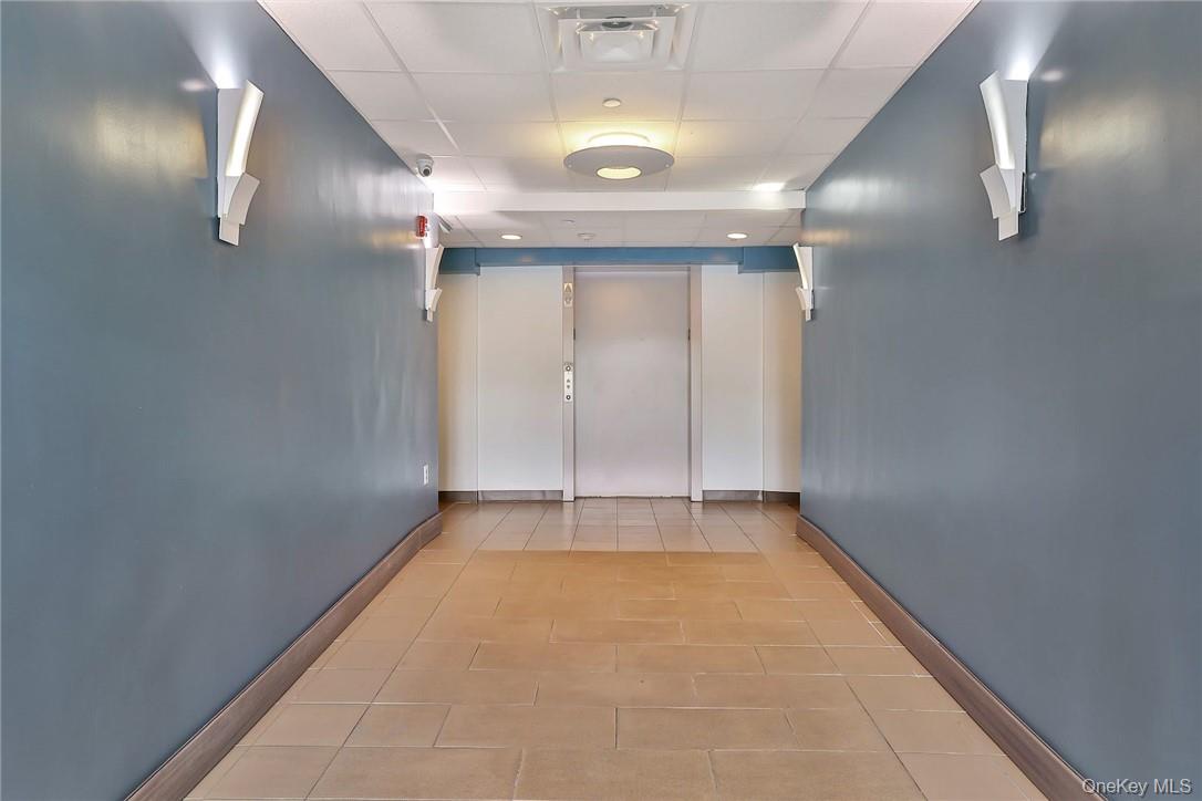 68 Lake Street, Unit 108 White Plains, NY 10601 - Photo 21 of 36 a view of an empty room