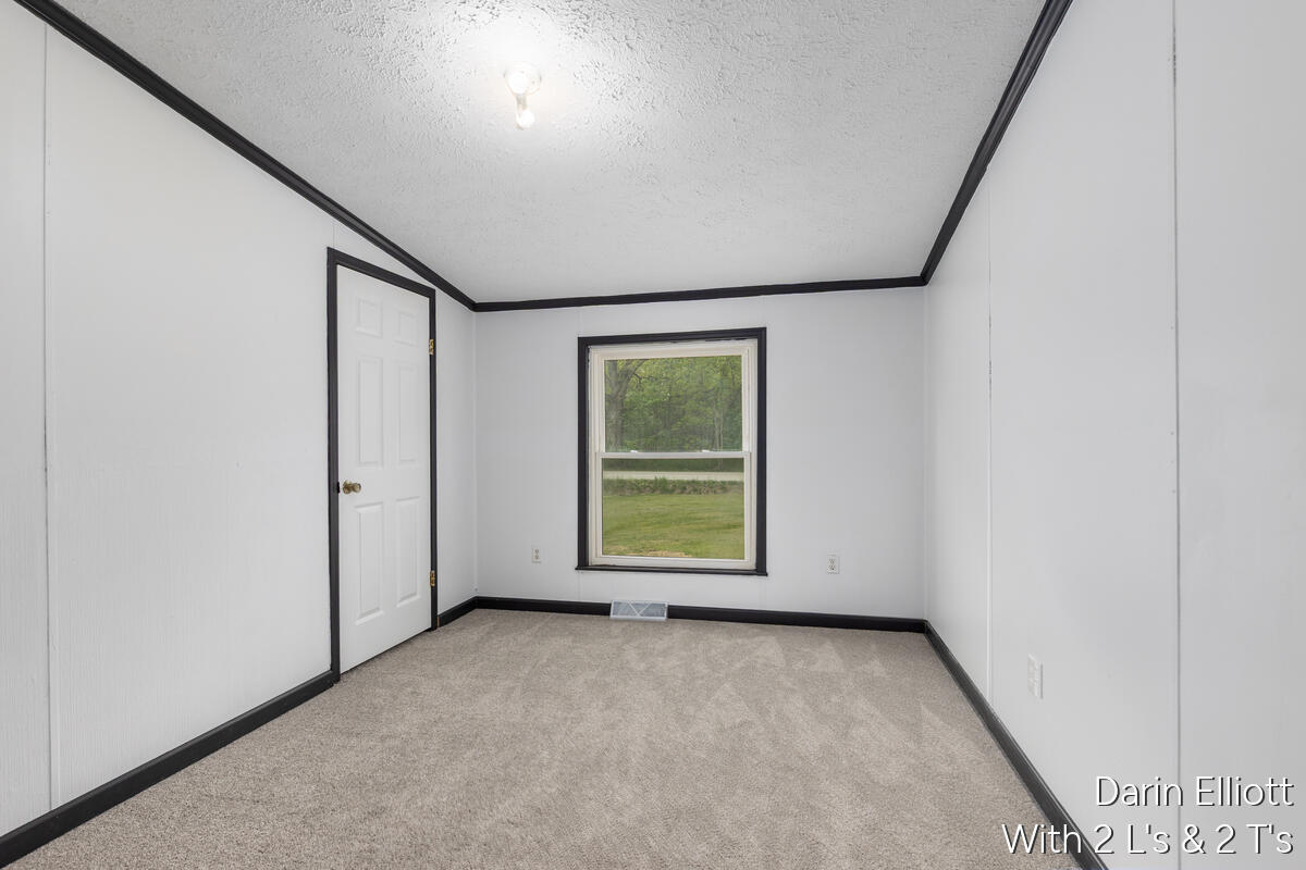9203 Castle Road Sheridan, MI 48884 - Photo 21 of 40 9203-Castle_016