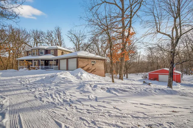 $570,000 | 5945 140th Street Northwest, Clearwater, MN 55320