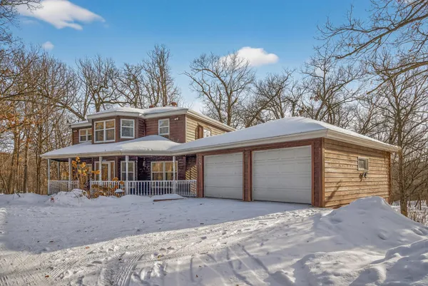 $570,000 | 5945 140th Street Northwest, Clearwater, MN 55320