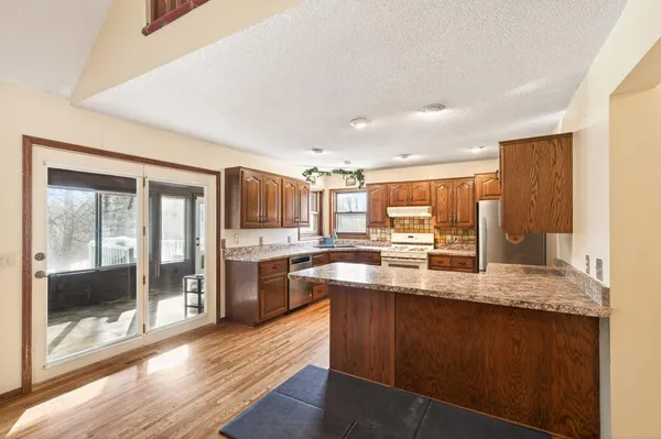 $570,000 | 5945 140th Street Northwest, Clearwater, MN 55320