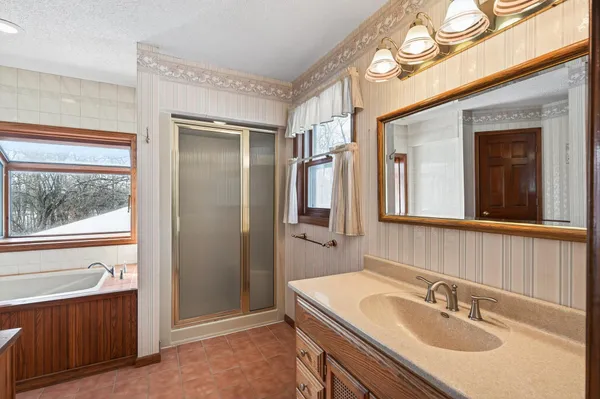 $570,000 | 5945 140th Street Northwest, Clearwater, MN 55320