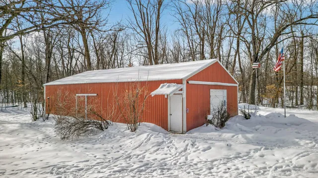 $570,000 | 5945 140th Street Northwest, Clearwater, MN 55320