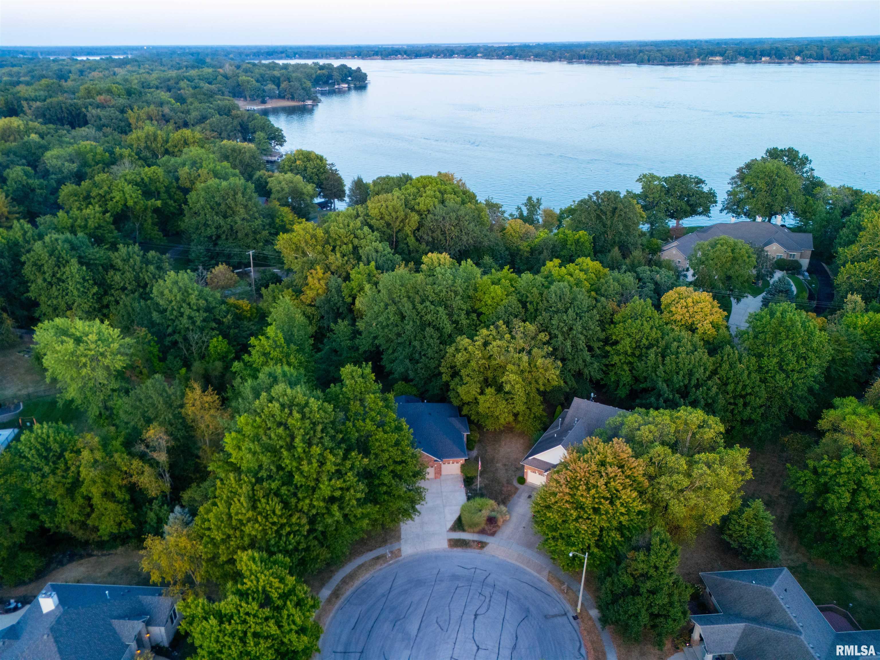 2317 Mariners Point Lane Springfield, IL 62712 - Photo 51 of 56