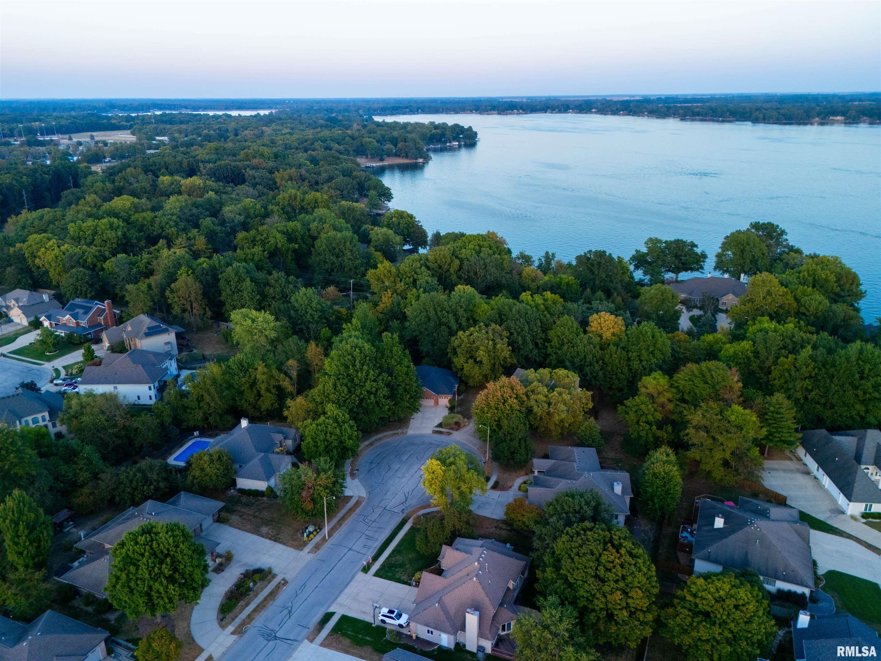 2317 Mariners Point Lane Springfield, IL 62712 - Photo 53 of 56