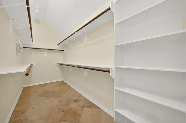 $369,000 | 3310 East Overdale Drive, Pearland, TX 77584