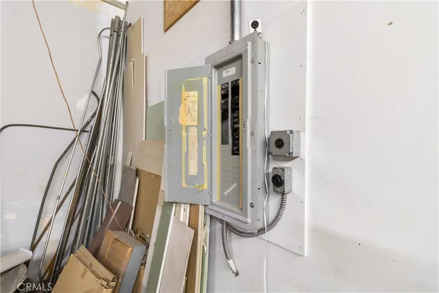 $1,300,000 | 434 East 3rd Street, Long Beach, CA 90802