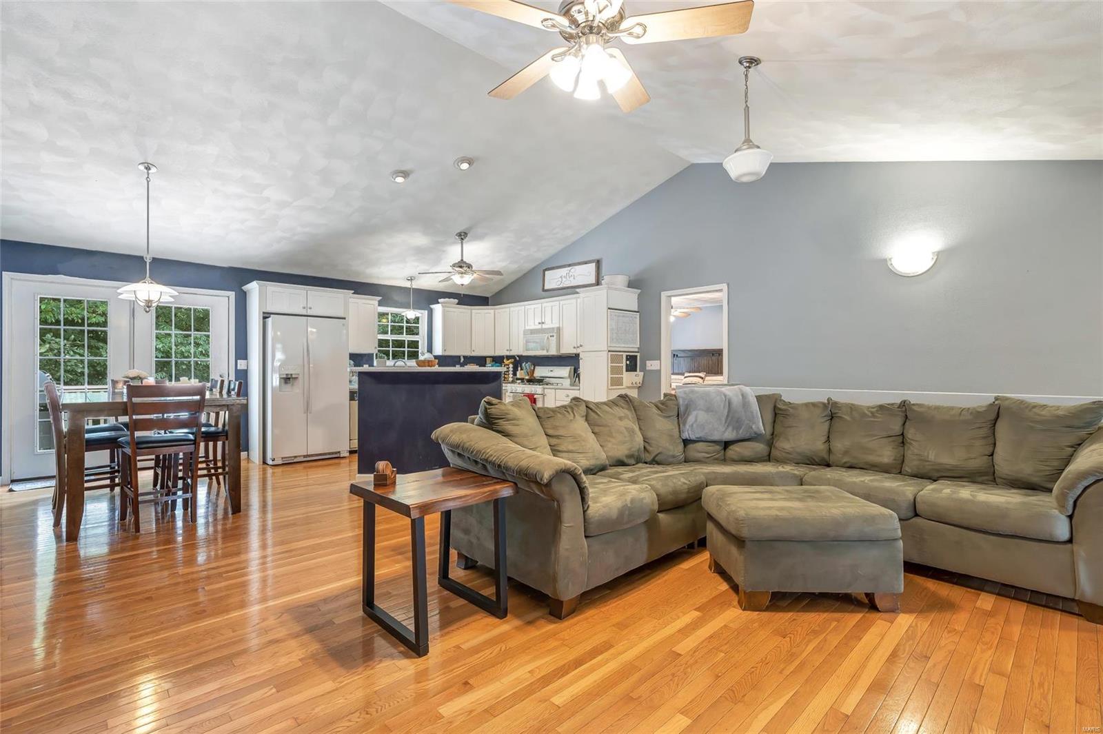 125 East Hunters Ridge Valmeyer, IL 62295 - Photo 15 of 45