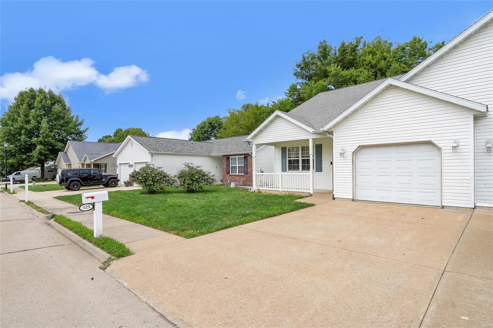 125 East Hunters Ridge Valmeyer, IL 62295 - Photo 4 of 45