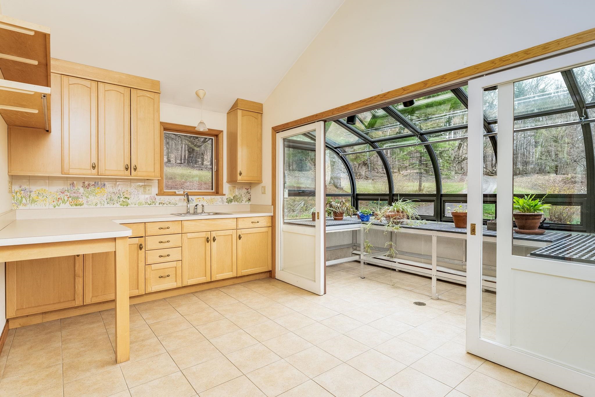 706 Lavender Road Brookfield, VT 05036 - Photo 16 of 40