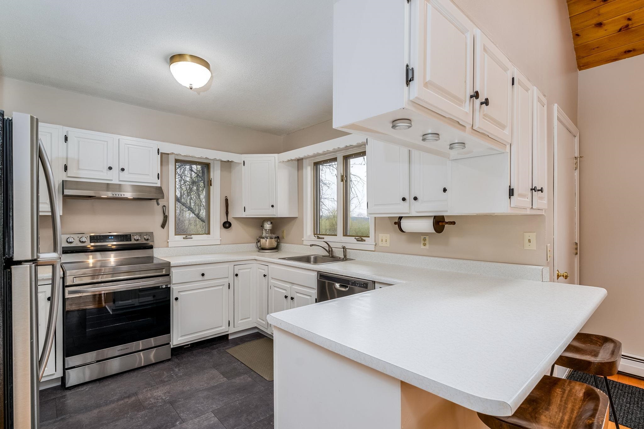 706 Lavender Road Brookfield, VT 05036 - Photo 10 of 40