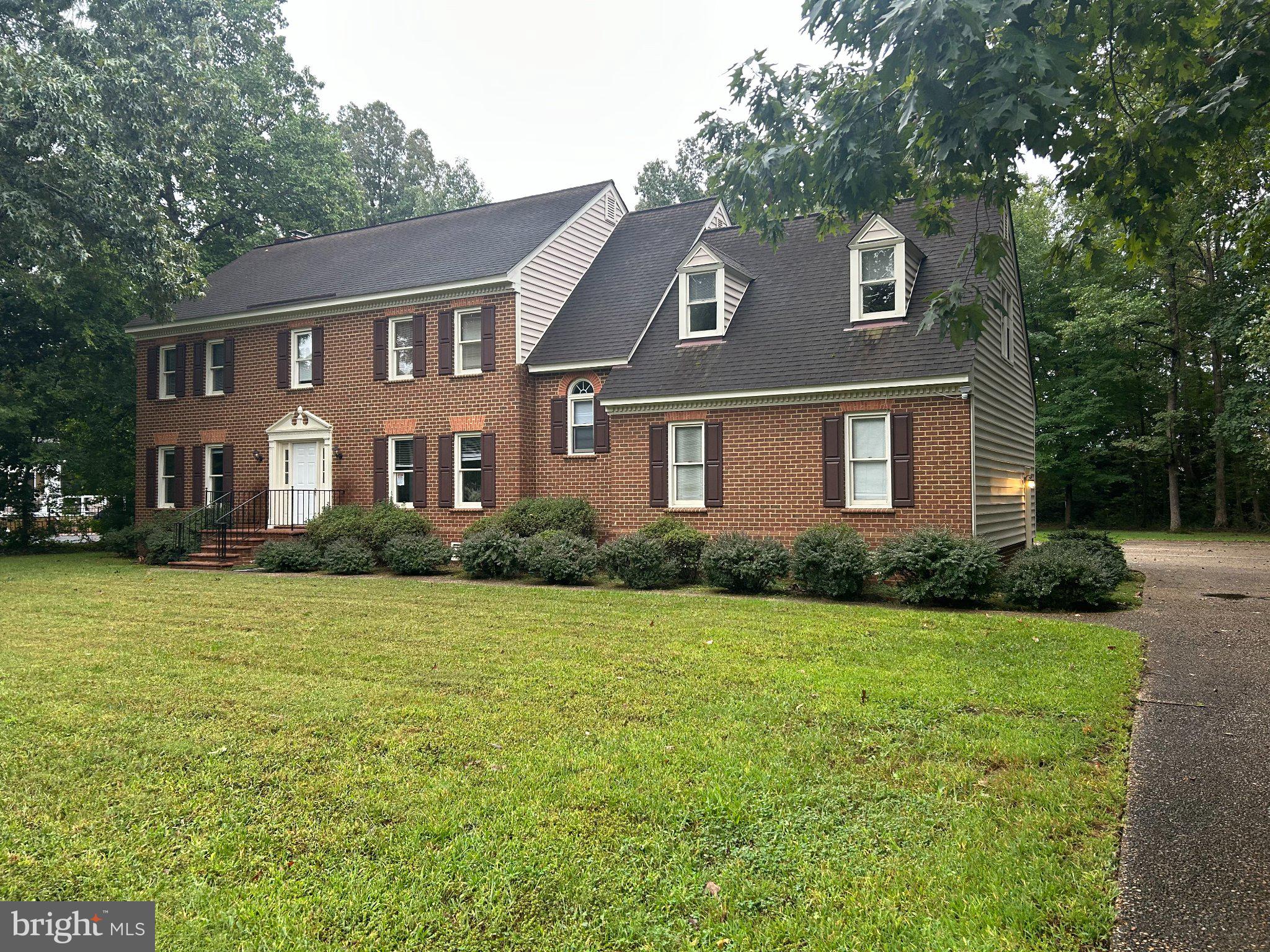 610 Rivers Bend Circle Chester, VA 23836 - Photo 2 of 33 Gallery Image 2