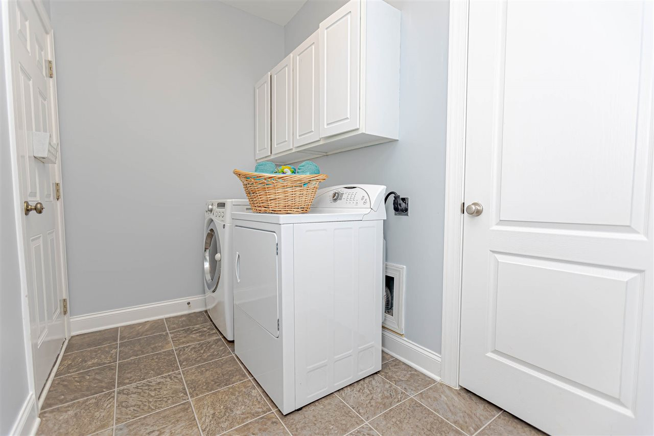 10141 Darling Street Raleigh, NC 27613 - Photo 16 of 30 Laundry