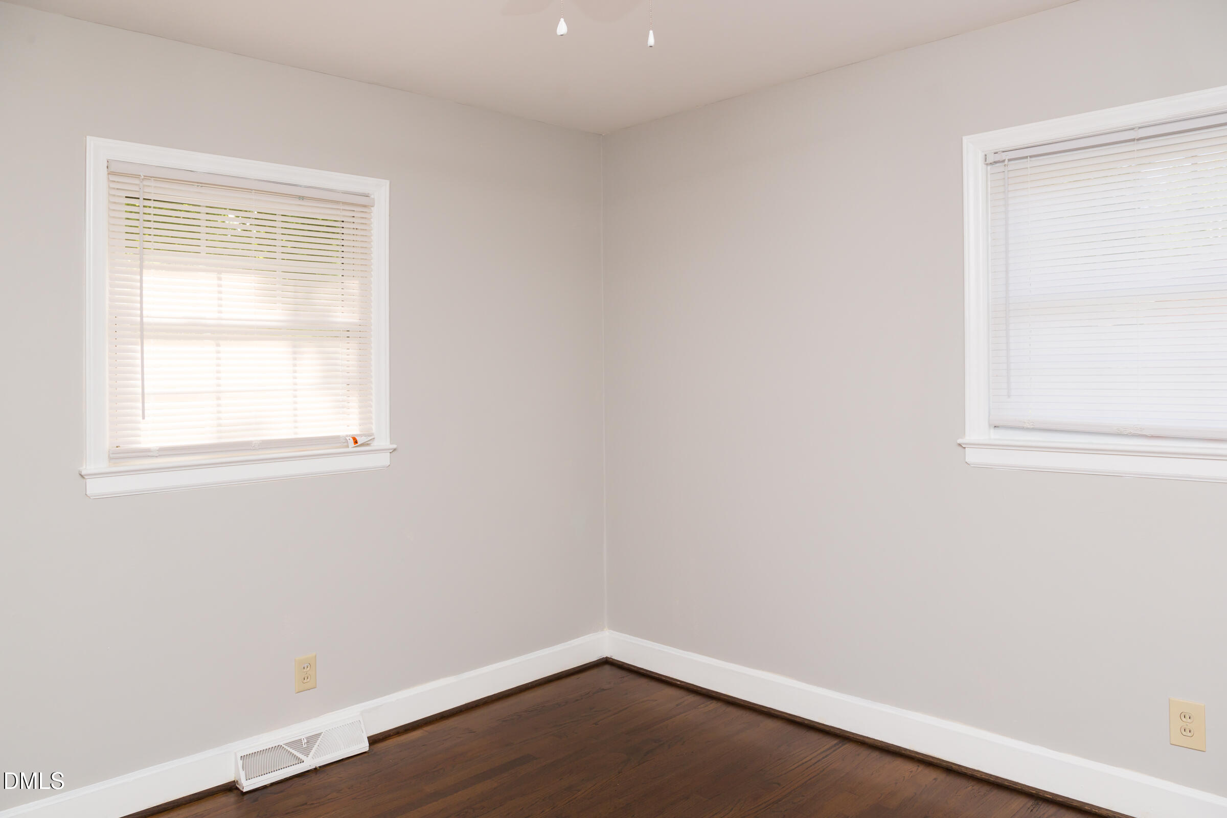 513 North 5th Street Mebane, NC 27302 - Photo 19 of 30 untitled-5169