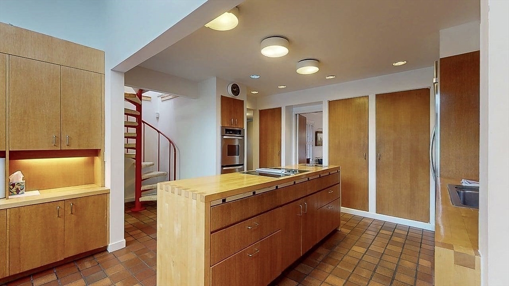 15 Dennison Road Worcester, MA 01609 - Photo 11 of 39