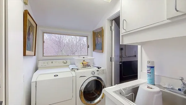 $775,000 | 15 Dennison Road, Worcester, MA 01609