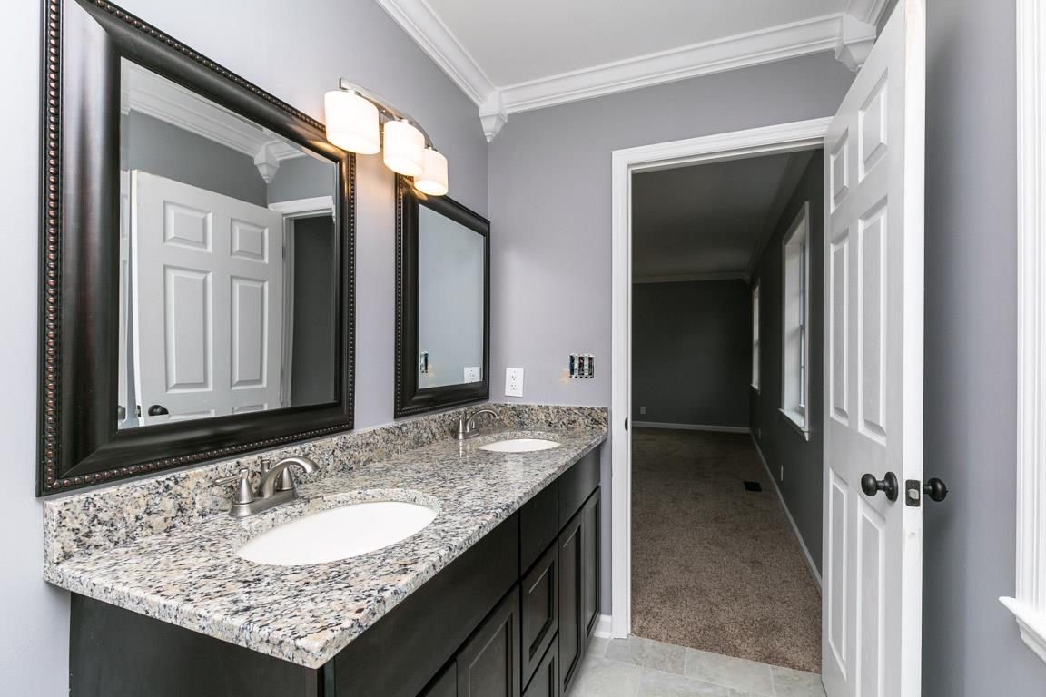 8914 Griffith Road Nashville, TN 37221 - Photo 21 of 22 Master Bath