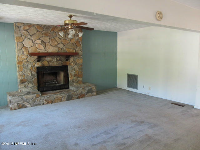 2047 Ryar Road Jacksonville, FL 32216 - Photo 3 of 12 IMG_5159