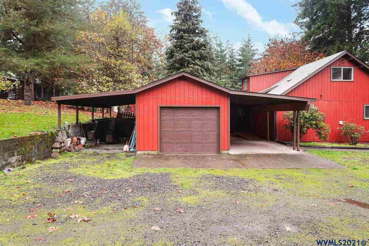 31070 Berlin Road Lebanon, OR 97355 - Photo 3 of 41