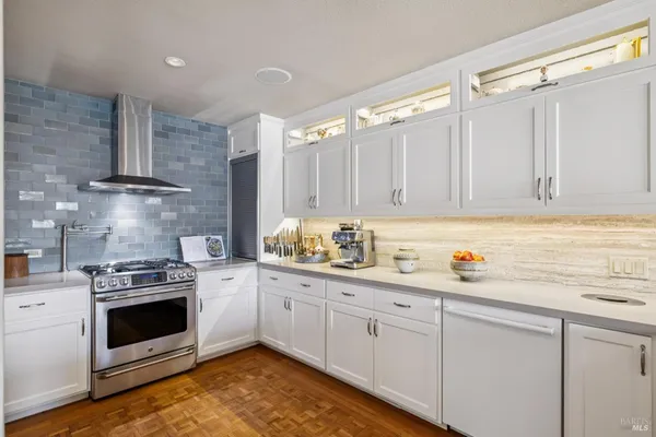 $1,425,000 | 24 Mooring Road, San Rafael, CA 94901