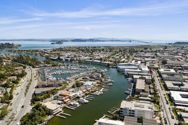 $1,425,000 | 24 Mooring Road, San Rafael, CA 94901