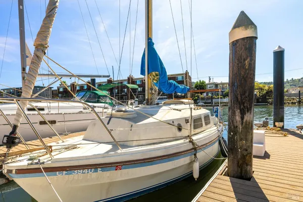 $1,425,000 | 24 Mooring Road, San Rafael, CA 94901