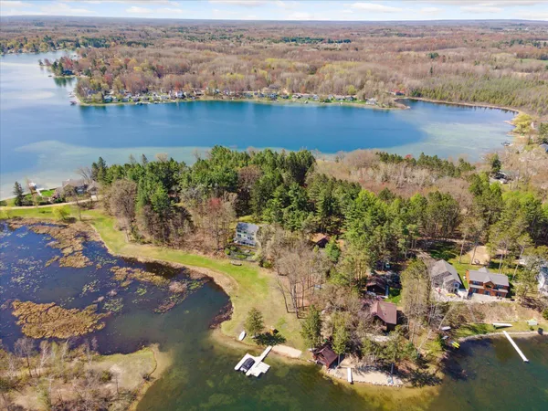 $549,000 | 8872 Hidden Harbor Drive, Rodney, MI 49342