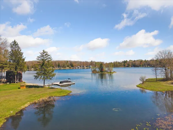 $549,000 | 8872 Hidden Harbor Drive, Rodney, MI 49342