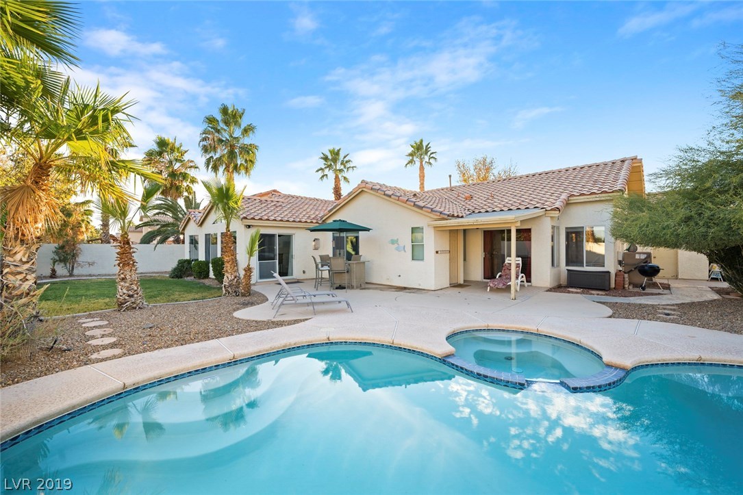 5912 Hollowridge Road North Las Vegas, NV 89031 - Photo 1 of 32