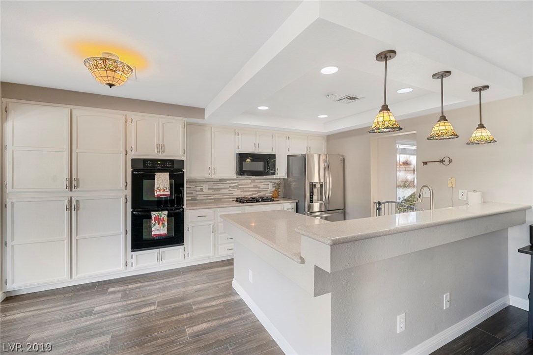 5912 Hollowridge Road North Las Vegas, NV 89031 - Photo 11 of 32